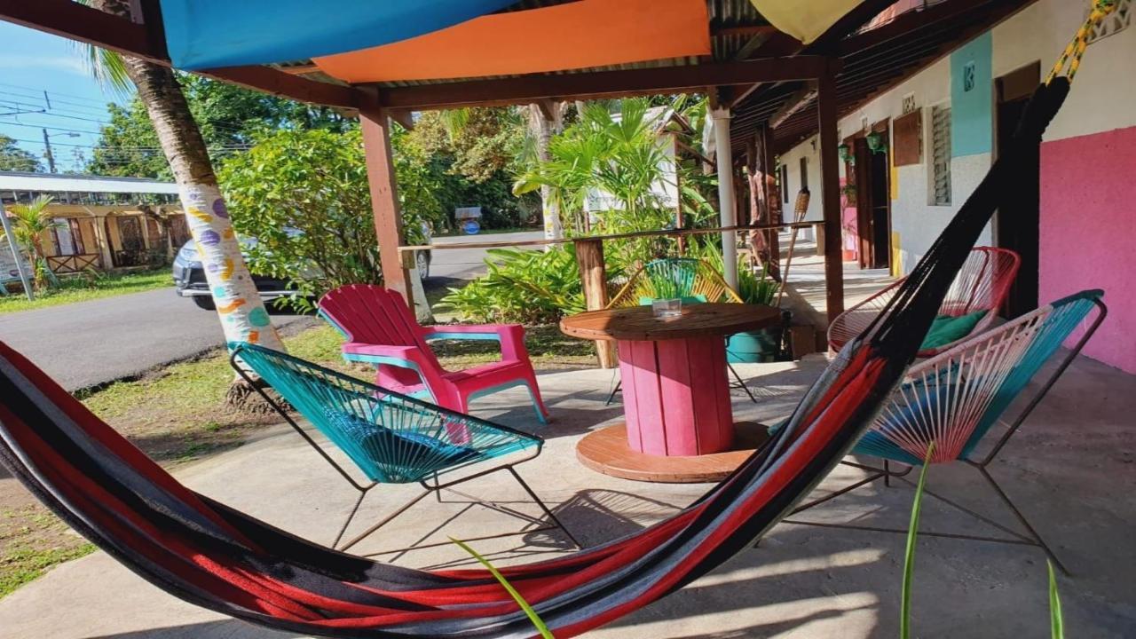 Cabinas Palmer Makanda Cahuita Kültér fotó