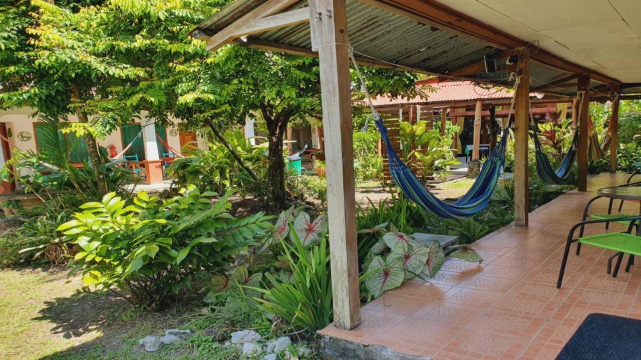 Cabinas Palmer Makanda Cahuita Kültér fotó