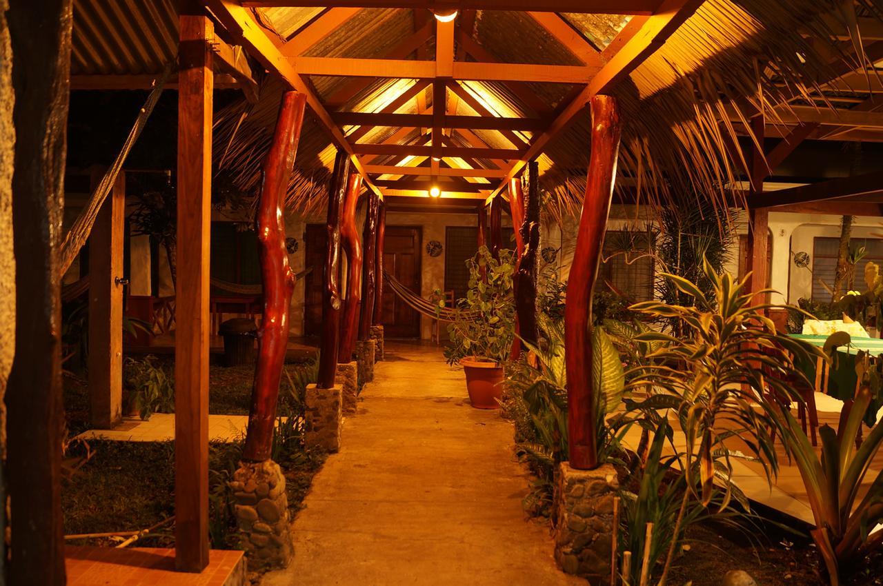 Cabinas Palmer Makanda Cahuita Kültér fotó