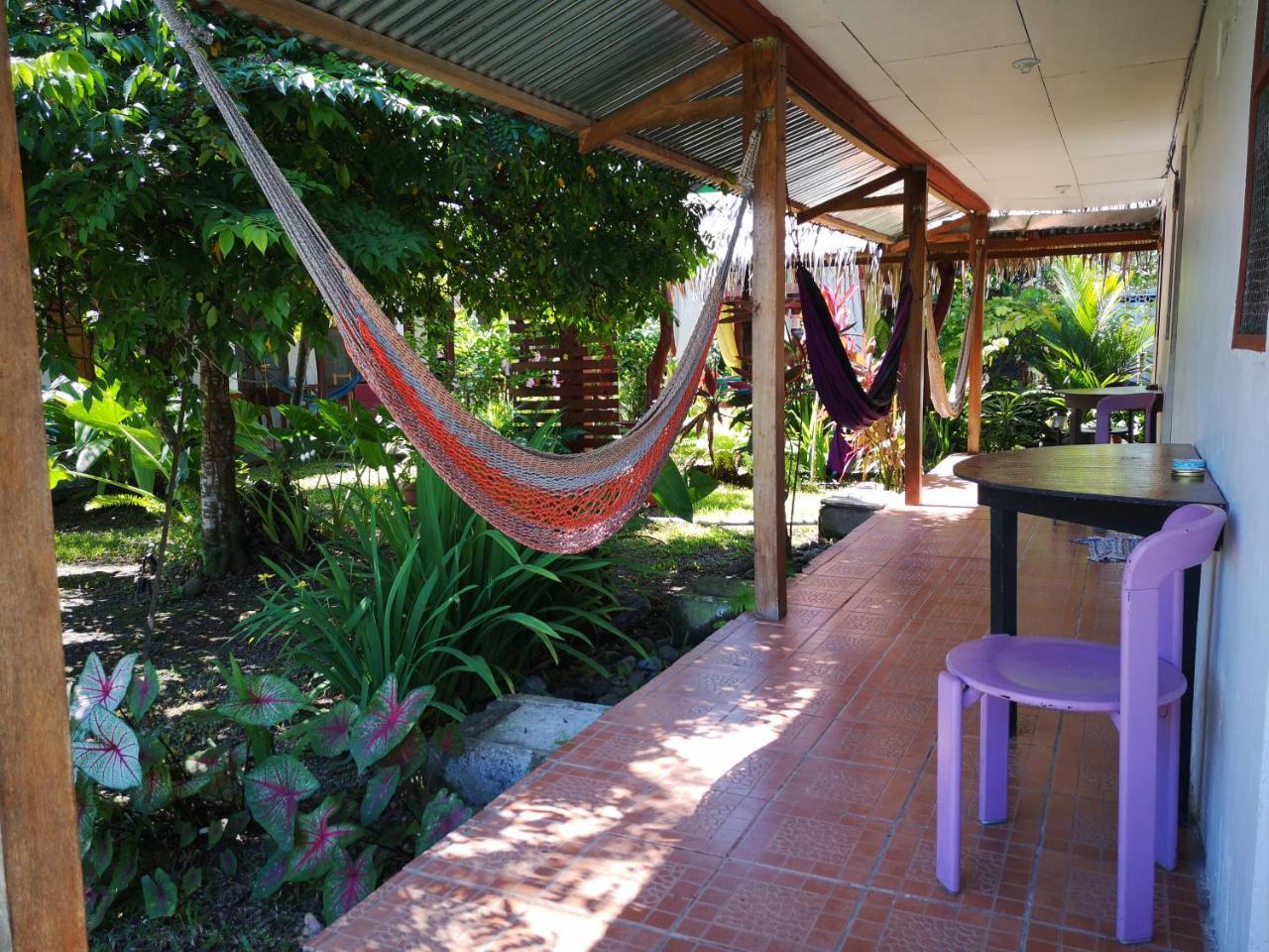 Cabinas Palmer Makanda Cahuita Kültér fotó